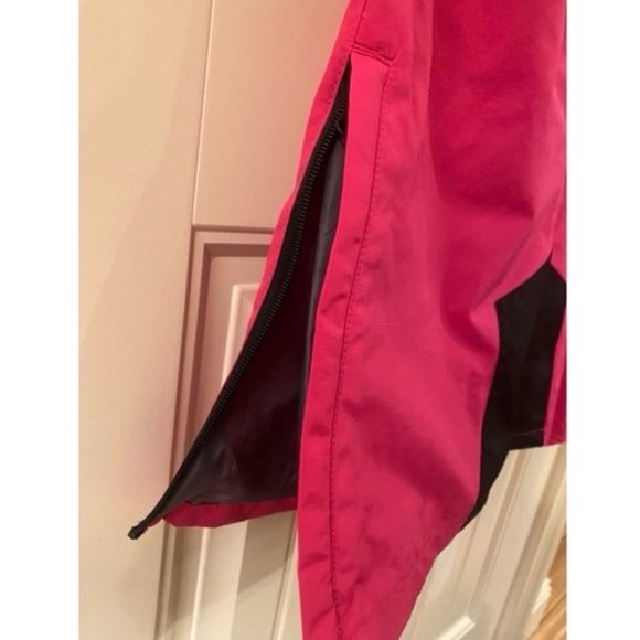 Slalom Fuschia Purple Women’s Cargo Ski Pants - Picture 3 of 7